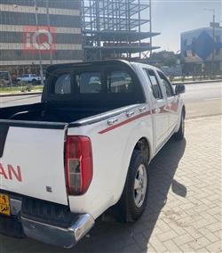 نيسان نافارا